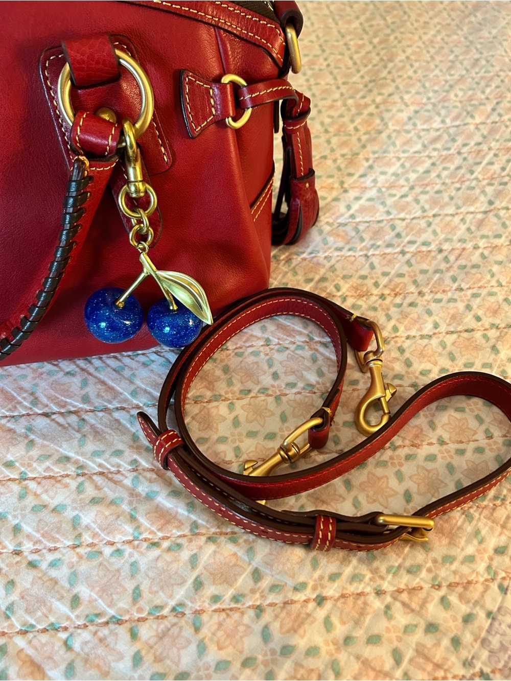 Dooney & Bourke Red Florentine Medium Mail Satchel, excellent used condition - Picture 11 of 15
